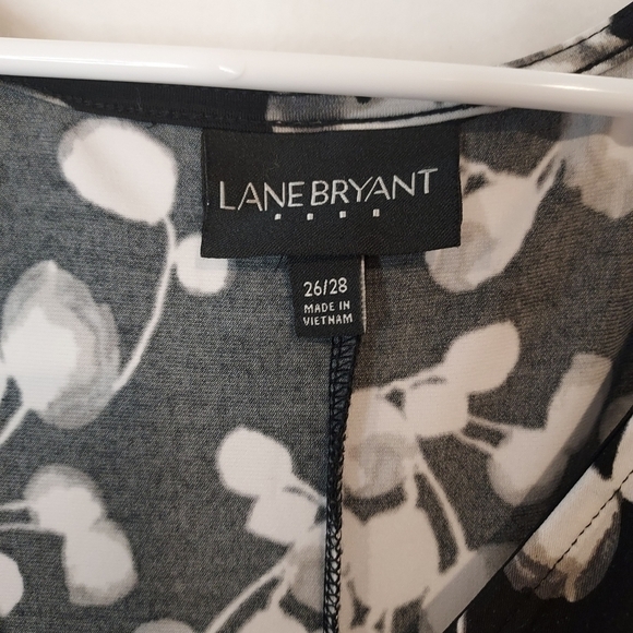 LANE BRYANT dark floral  maxi dress faux-wrap high low sz 26 28 - Picture 4 of 8